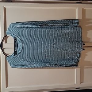 American Eagle shirt